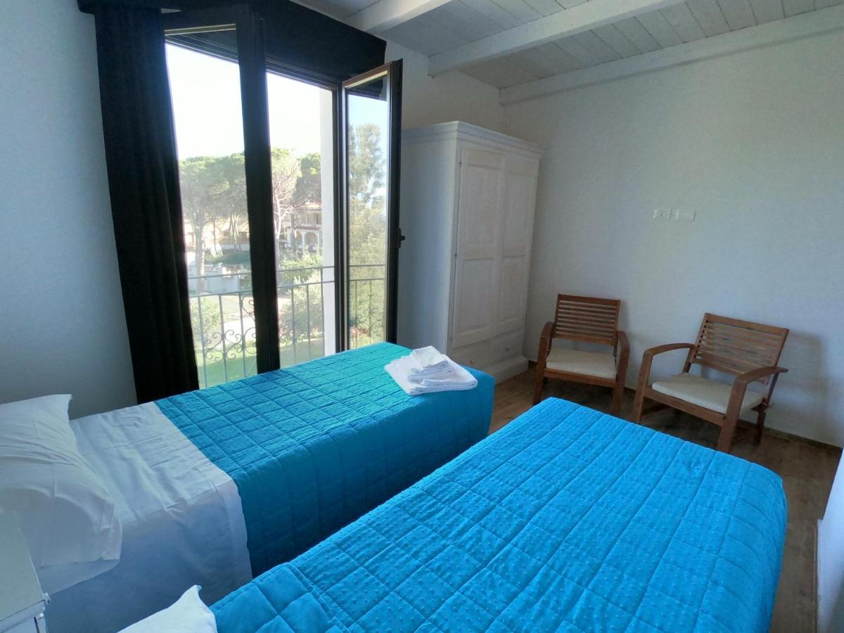 Villa La Conchiglia Rooms Cala Liberotto Buitenkant foto