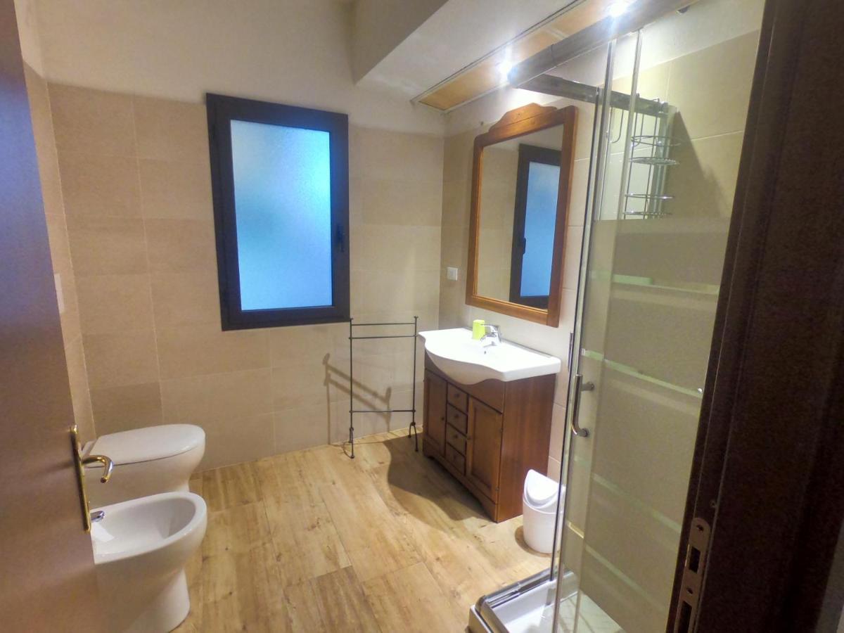 Villa La Conchiglia Rooms Cala Liberotto Buitenkant foto