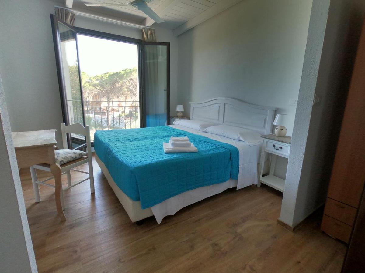 Villa La Conchiglia Rooms Cala Liberotto Buitenkant foto