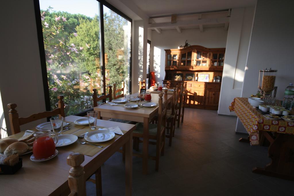 Villa La Conchiglia Rooms Cala Liberotto Buitenkant foto